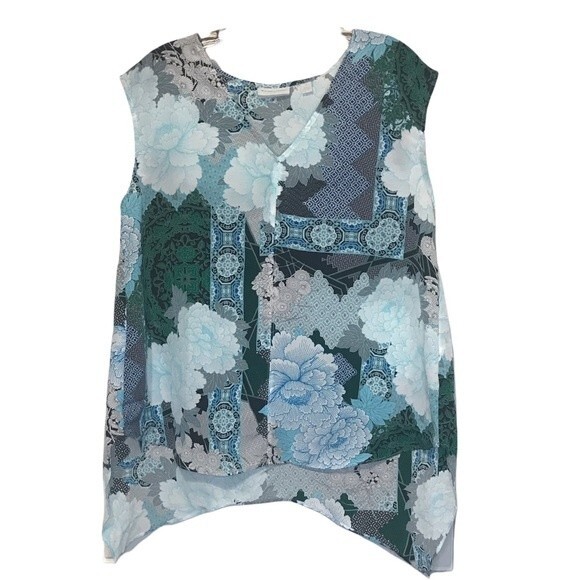 New York & Company Floral V Neck Sleeveless Top Back Side Drop Hem Medium - Picture 1 of 9